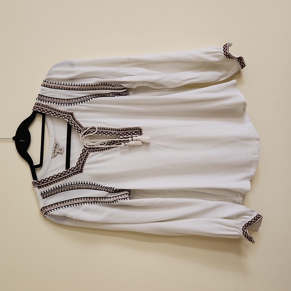 Lucky Brand Embroidered Peasant Top - Picture 1 of 5